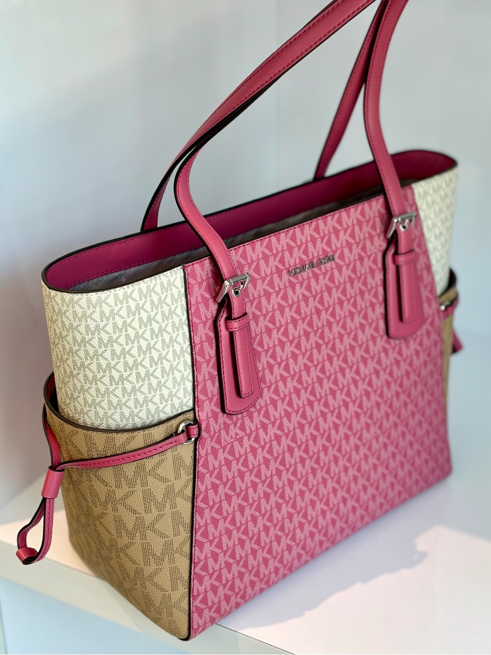 Michael Kors Voyager Logo Tote Shoulder Bag
